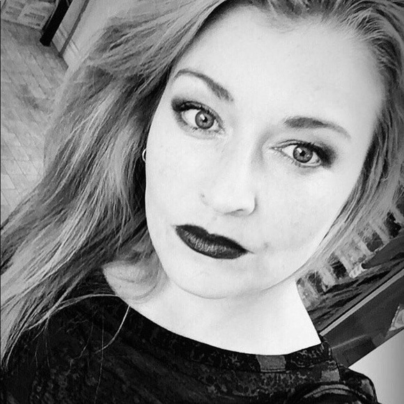 Meet your Posher, Miranda - Picture 1 of 1